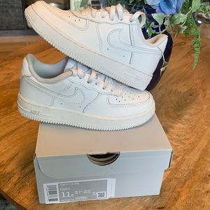 Air Force Ones, low
